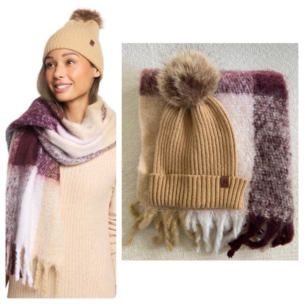 Lucky Brand Hat & Scarf Set